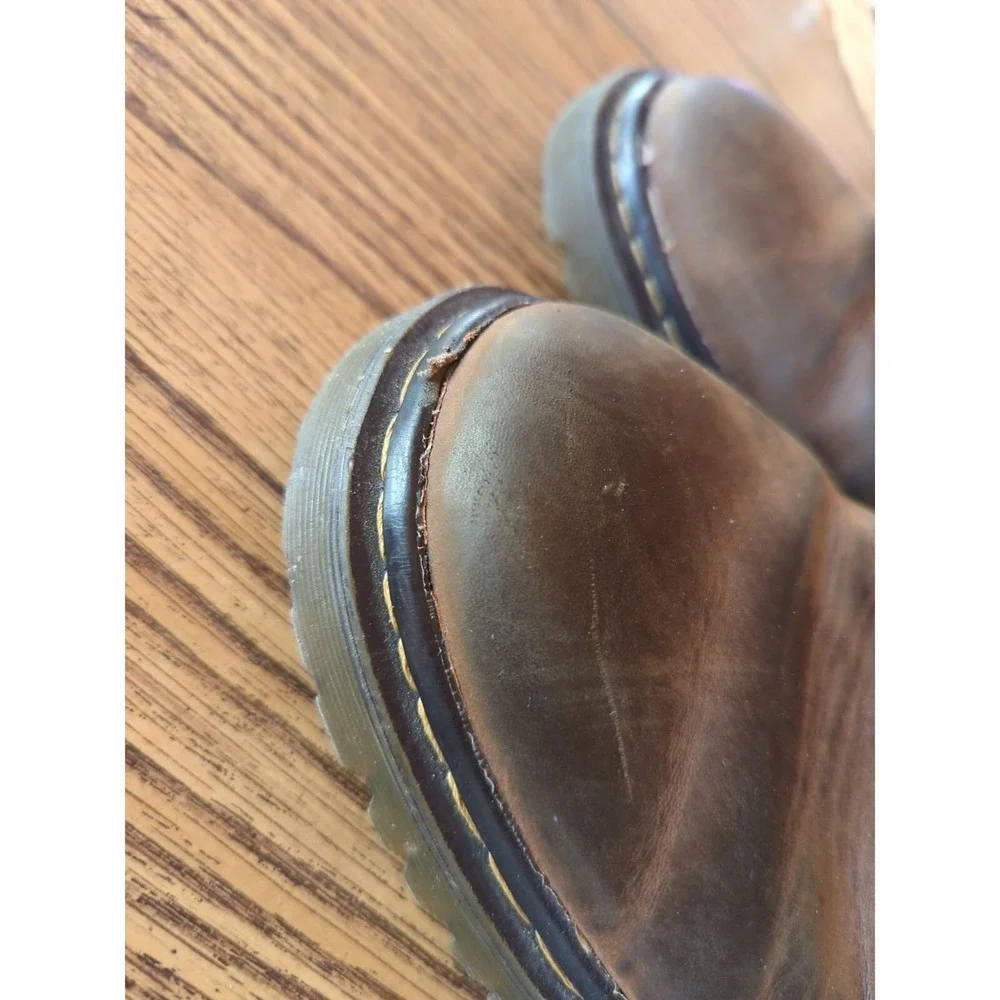 Men's Doc Dr. Martens Distressed Leather Brown Ankle Work Play‎ Boots Size 9